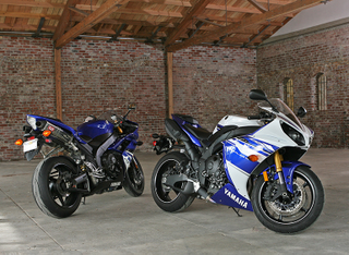 Illustration for article titled Used Bike Comparo: 2014 Yamaha R1 Vs. 2008 R1